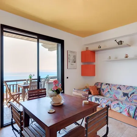 Panoramic Seaview * 陶尔米纳