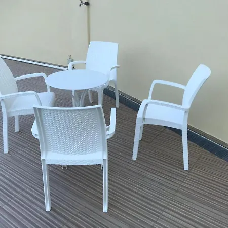 Panoramic Seaview 公寓 *